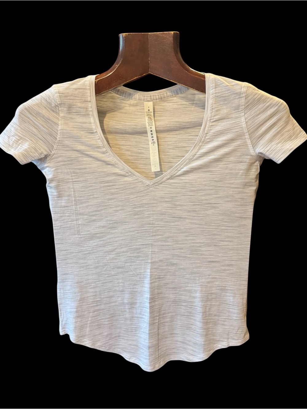 Brand new Lululemon Women's V-Neck Short Sleeve Top - Light Gray size 2